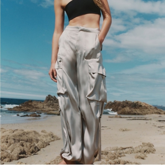 ZARA Satin Effect Cargo Pants size M - Picture 9 of 11